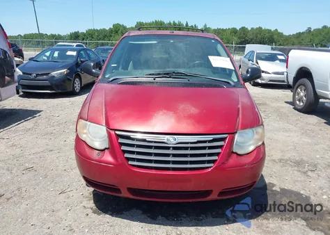 2006 Chrysler Town & Country Touring from USA, damaged, VIN 2A4GP54L26R926923